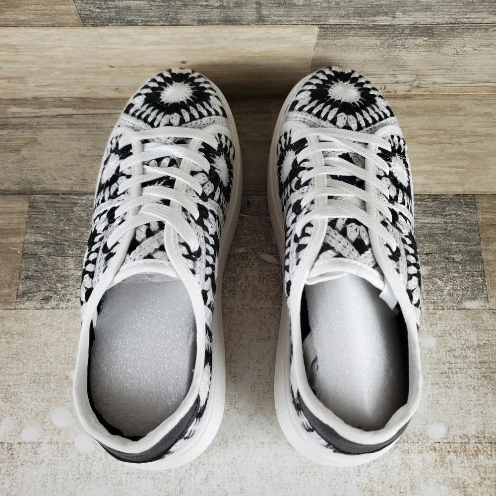 Dirty Laundry Recreation Womens Shoes Sz 6.5 Black White Multi Platform Sneakers